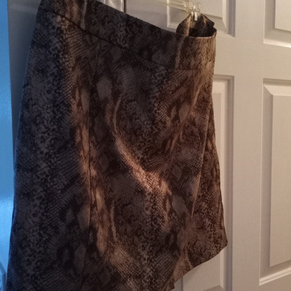 Snake skin style